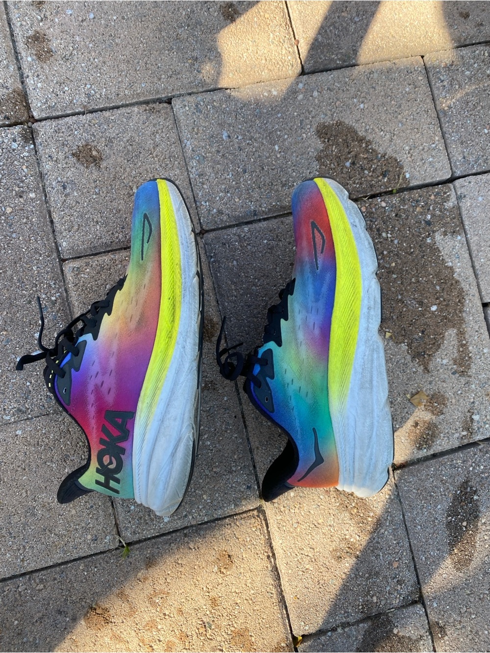 Hoka clifton 9 mens size 11 multicolor